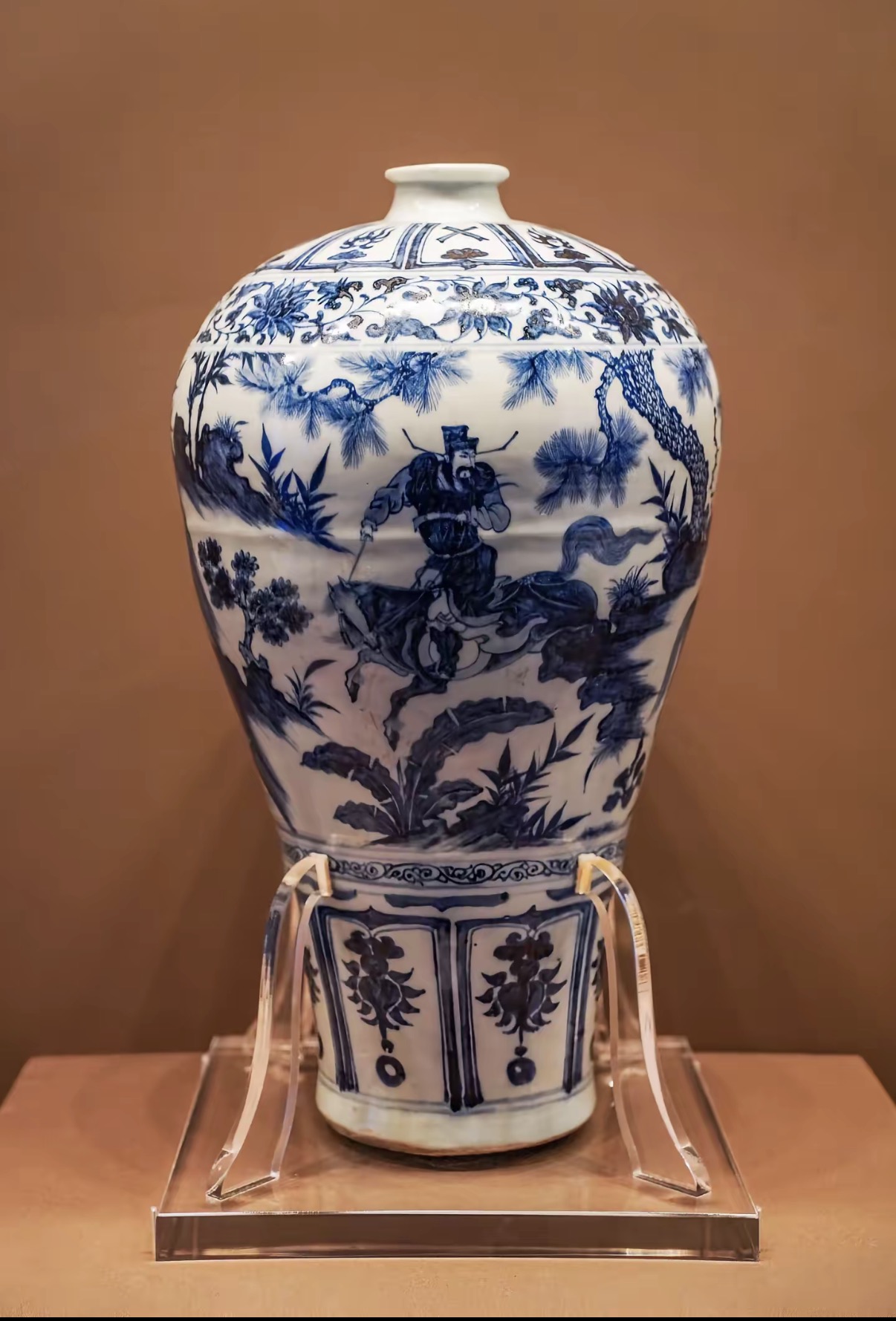 萧何月下追韩信梅瓶